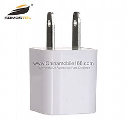 For iPhone 4 Little Green Point  2 in 1 travel Chargers