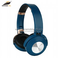 Wireless headphones with reproduction by micro SD or Auxiliary entry