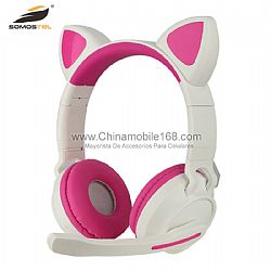 HZ-BT630 Cat Ear LED Light Up Wireless Headphones with Microphone