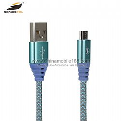 Cable de datos de nylon duradero para teléfonos con puerto micro USB