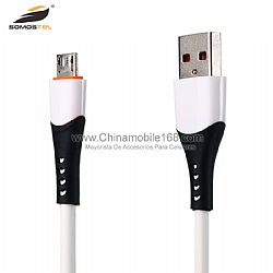 Cable USB de datos ultra alto elástico de corriente de salida grande de 2.4A